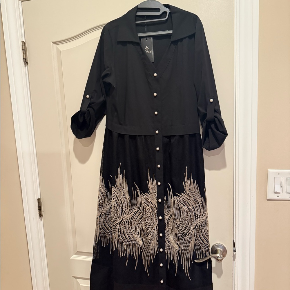 Elegant Black and White Button-Down Dress